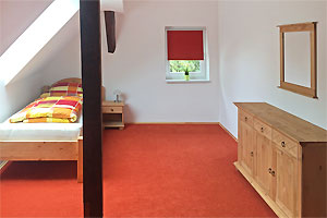 Ferienwohnungen im Spreewald: Schlafzimmer mit zwei Einzelbetten